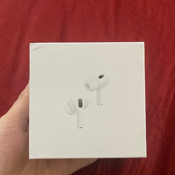 New APPLE AirPods Pro 2ND Gen A2698 - Picture 1 of 4